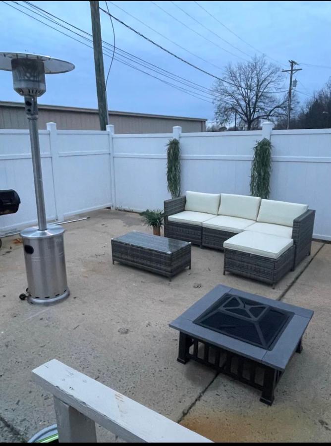 Spacious 1King Bd/2Queen Bd/* 1 Mile From I-85 Lexington Esterno foto