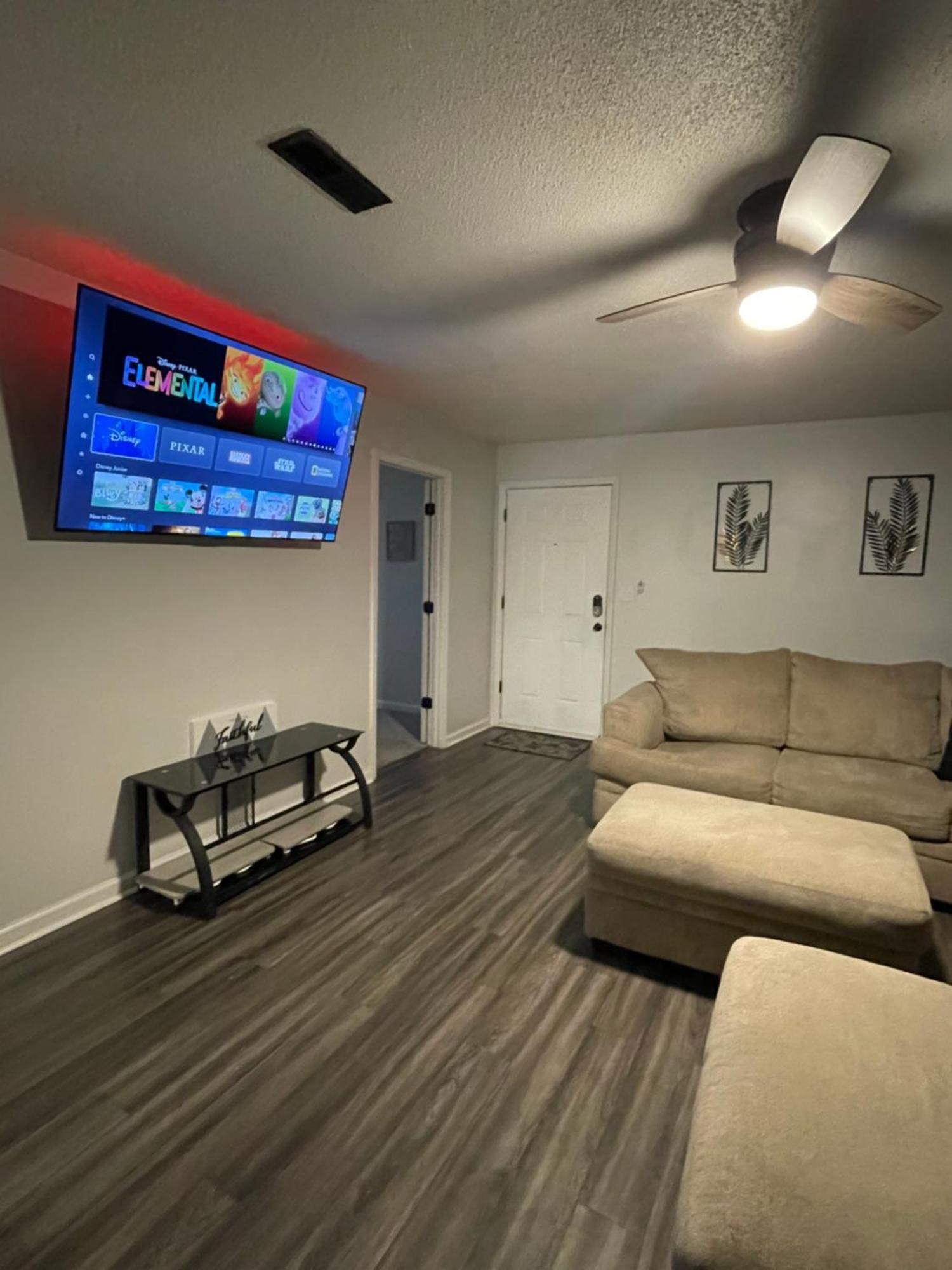 Spacious 1King Bd/2Queen Bd/* 1 Mile From I-85 Lexington Esterno foto